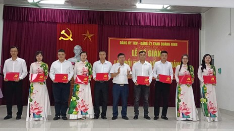 89 quần chúng ưu tú hoàn thành lớp bồi dưỡng nhận thức Đảng