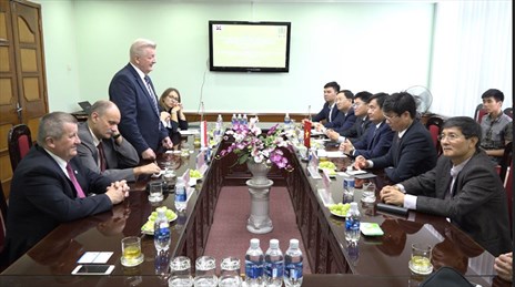 Học viện Mỏ - Luyện kim AGH Ba Lan thăm và làm việc tại Vinacomin